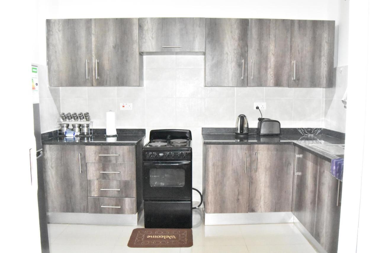 Spacious Zamtel Flat Lusaka Exterior foto
